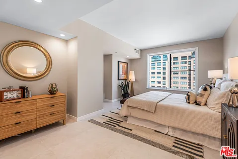 $9,000 | 10550 Wilshire Boulevard, Unit 1204, Los Angeles, CA 90024