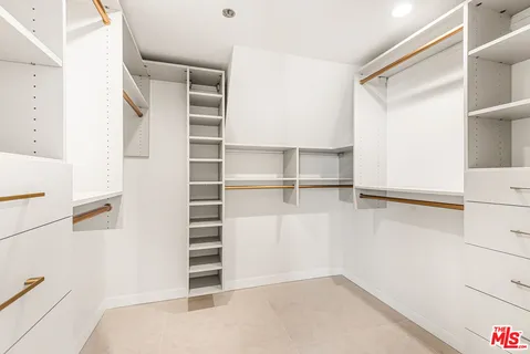 $9,000 | 10550 Wilshire Boulevard, Unit 1204, Los Angeles, CA 90024