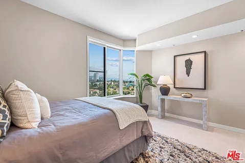 $9,000 | 10550 Wilshire Boulevard, Unit 1204, Los Angeles, CA 90024