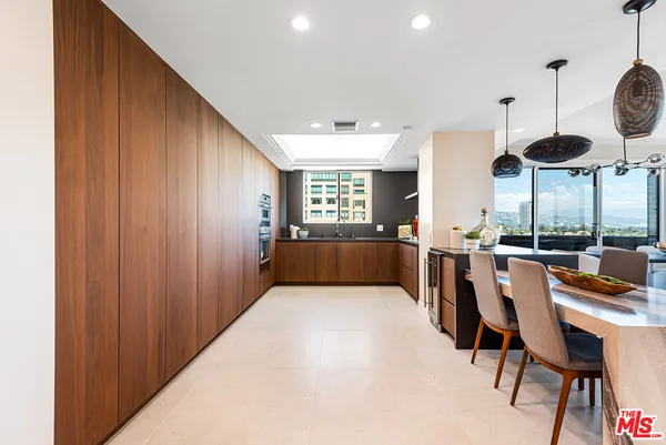 $9,000 | 10550 Wilshire Boulevard, Unit 1204, Los Angeles, CA 90024