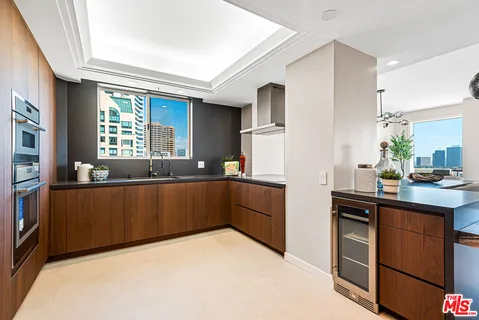 $9,000 | 10550 Wilshire Boulevard, Unit 1204, Los Angeles, CA 90024