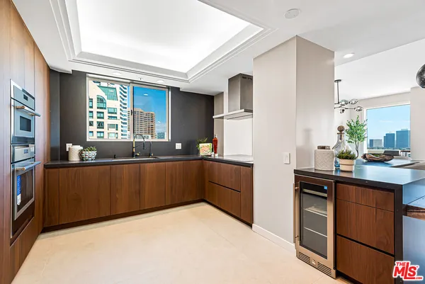 $9,000 | 10550 Wilshire Boulevard, Unit 1204, Los Angeles, CA 90024