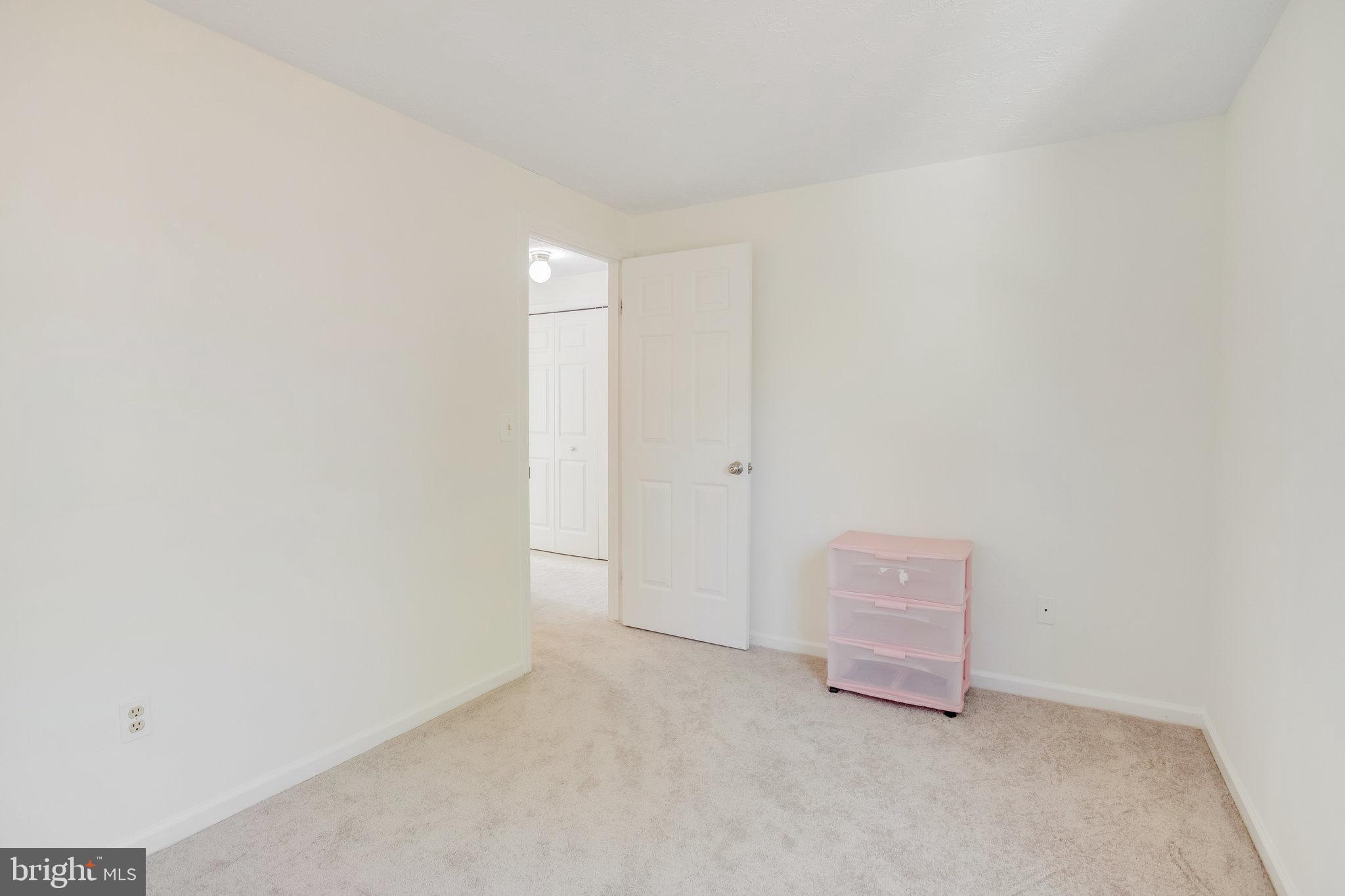 10430 Brackets Ford Circle Manassas, VA 20110 - Photo 37 of 55