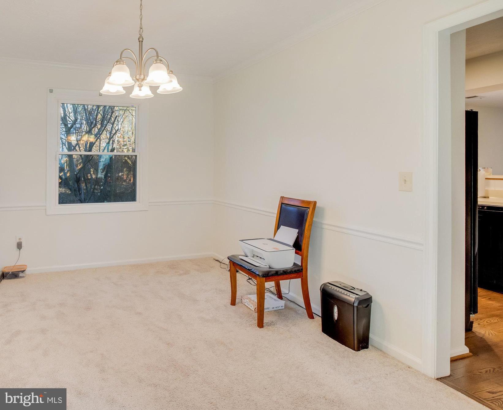 10430 Brackets Ford Circle Manassas, VA 20110 - Photo 8 of 55