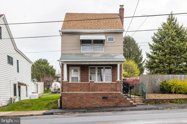 $220,000 | 333 South Lehigh Avenue, Frackville, PA 17931