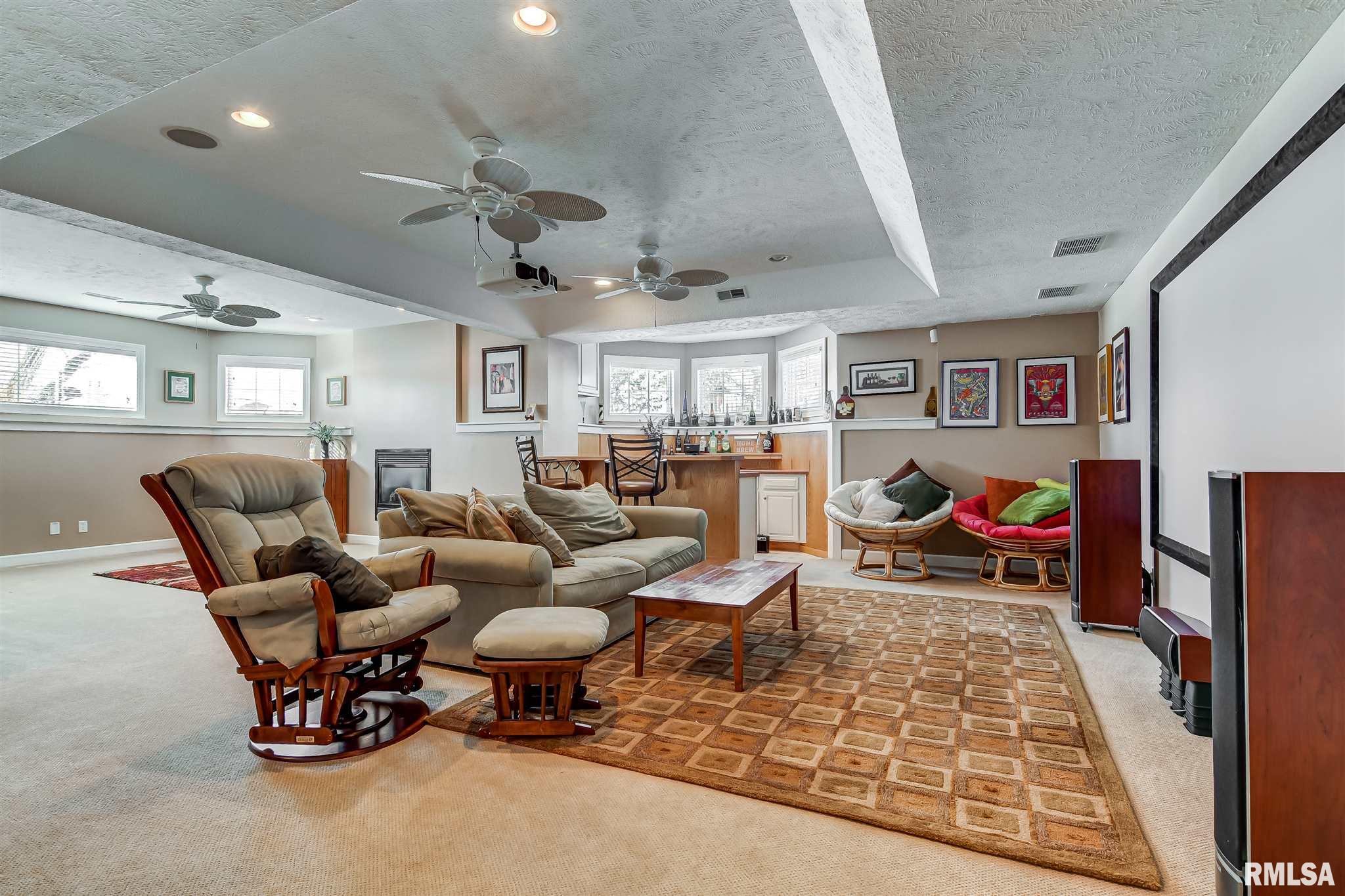 4413 Blackwolf Road Springfield, IL 62711 - Photo 32 of 50 Gallery Image 32