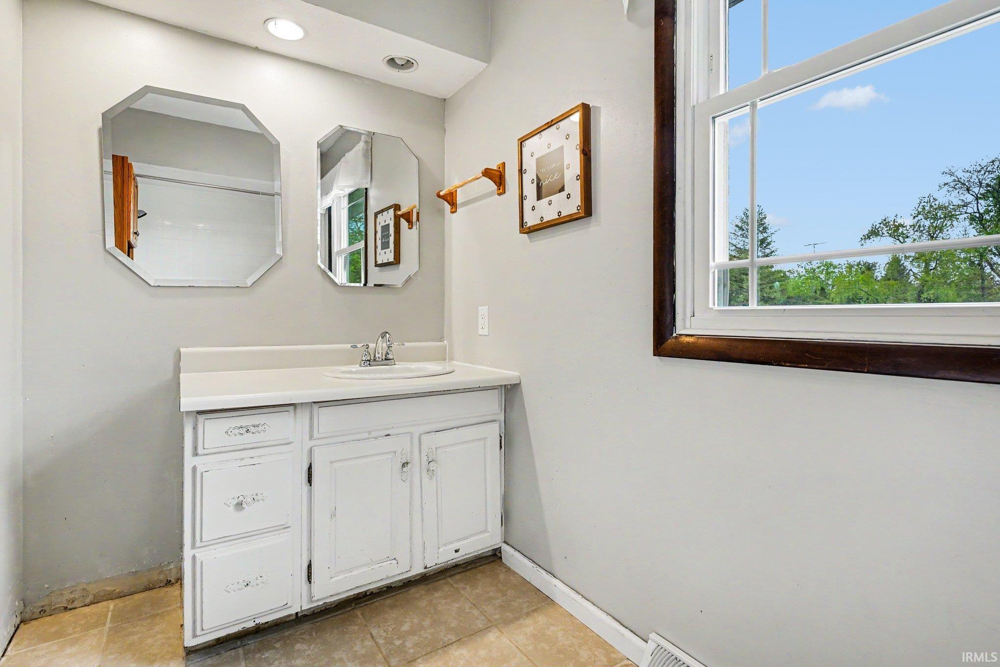 3004 Marshwood Road Goshen, IN 46528 - Photo 24 of 36
