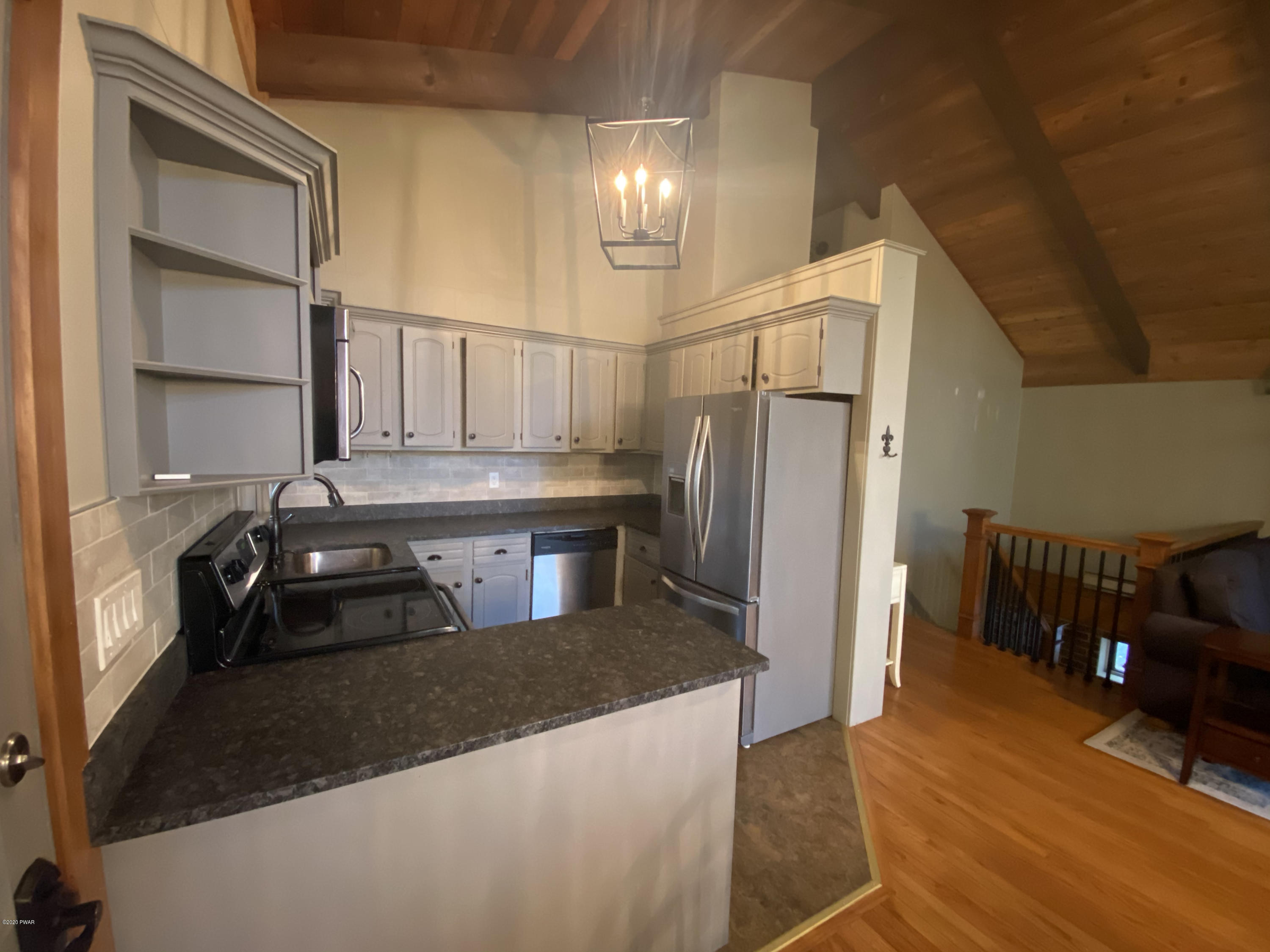120 Eagle Crest Road Greentown, PA 18426 - Photo 6 of 22