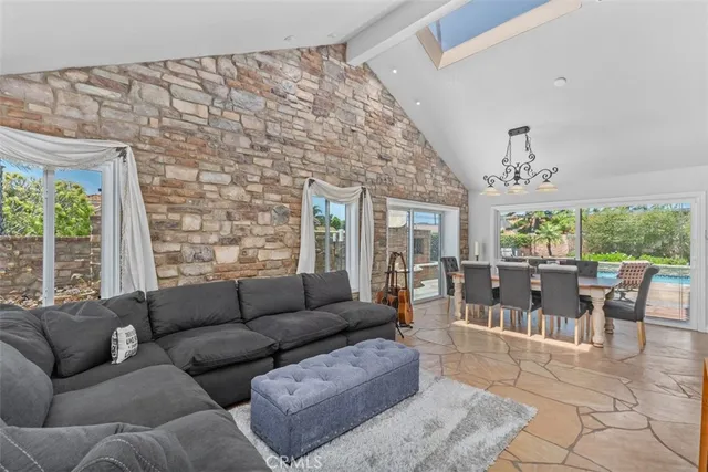 $1,650,000 | 1200 Cerca, San Clemente, CA 92673
