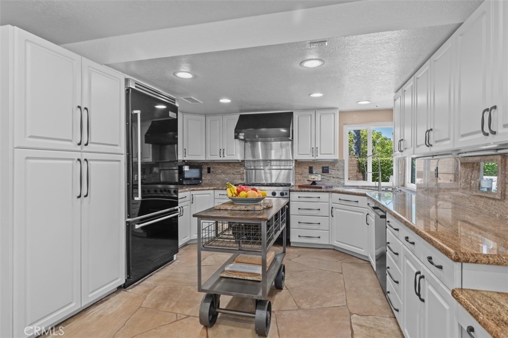 1200 Cerca San Clemente, CA 92673 - Photo 4 of 51