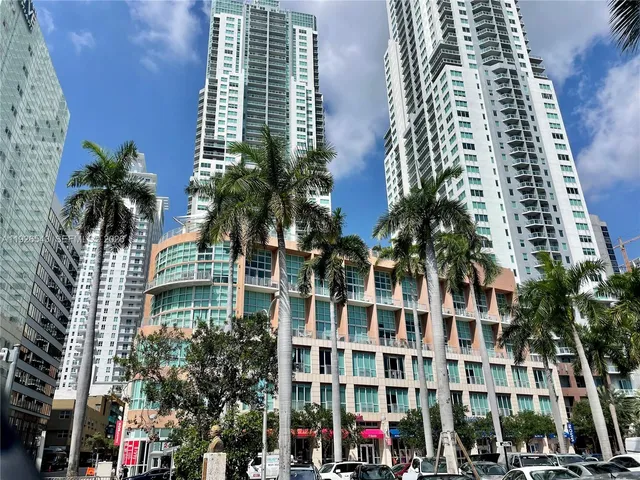 $655,000 | 244 Biscayne Boulevard, Unit 2309, Miami, FL 33132