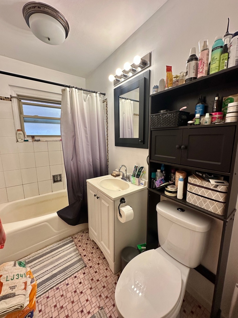 7554 North Waukegan Road Niles, IL 60714 - Photo 6 of 14