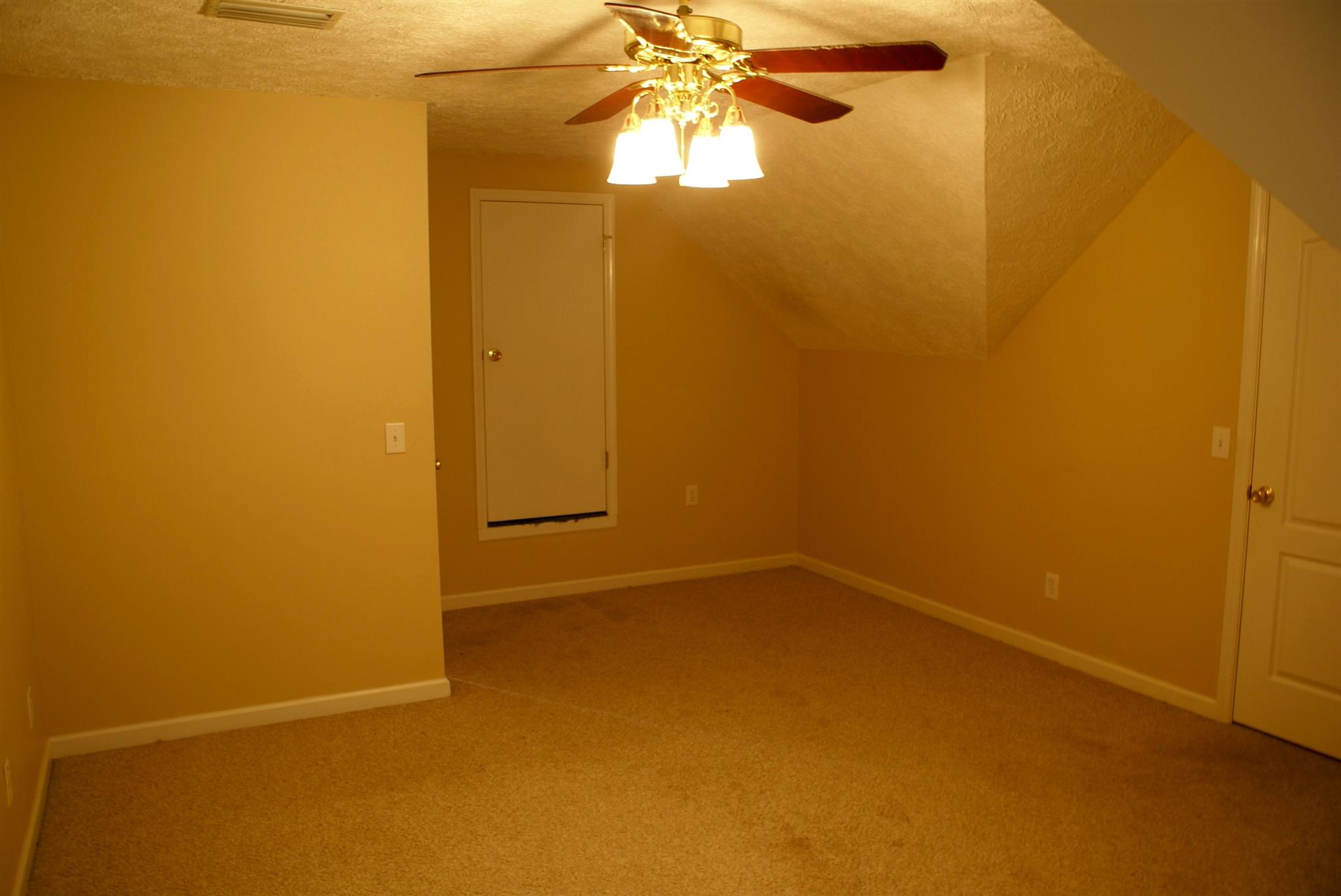 5308 West Trimble Road Milton, TN 37118 - Photo 17 of 29 Each bedroom upstairs has its own play room...
