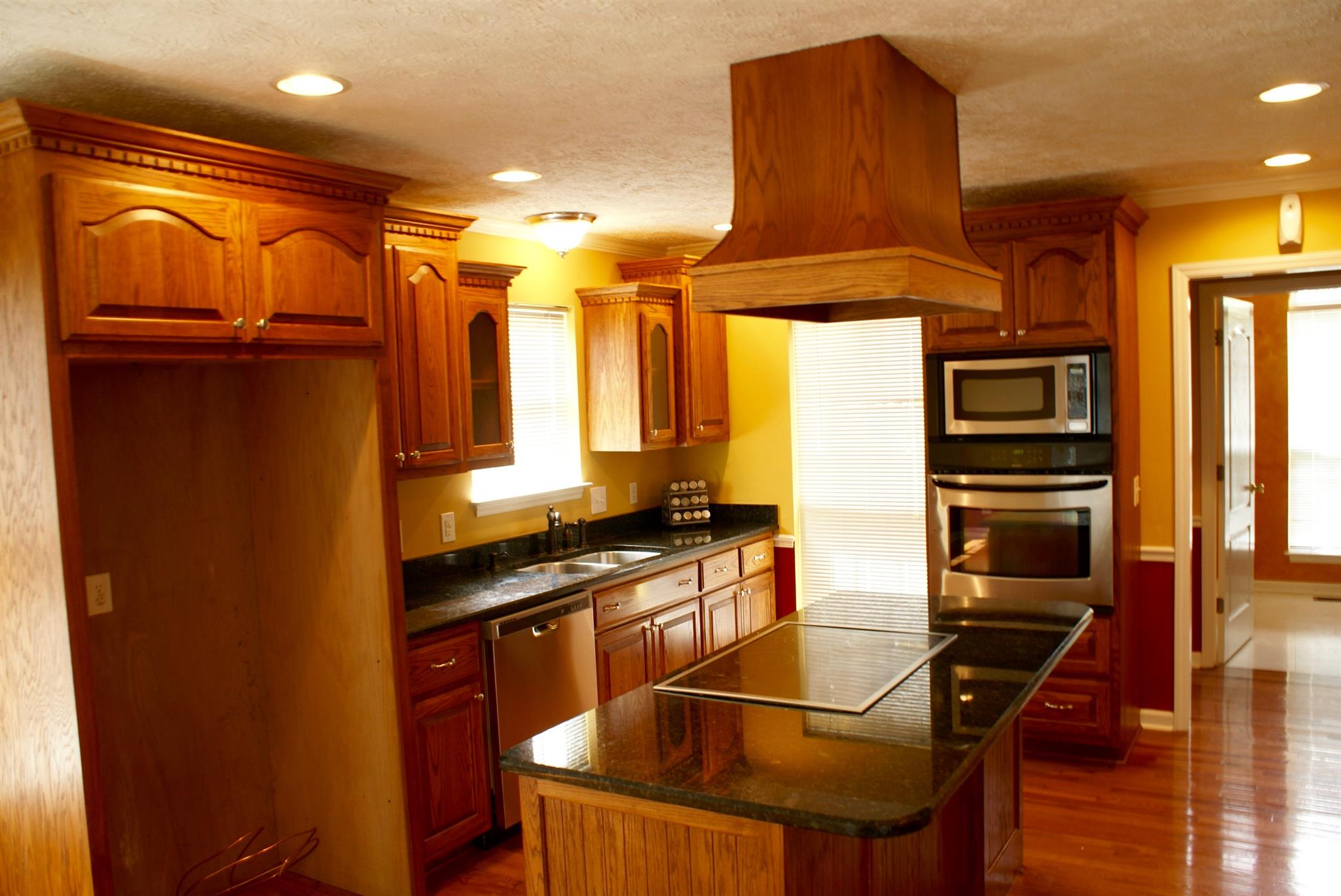 5308 West Trimble Road Milton, TN 37118 - Photo 6 of 29 Spacious kitchen with granite countertops...