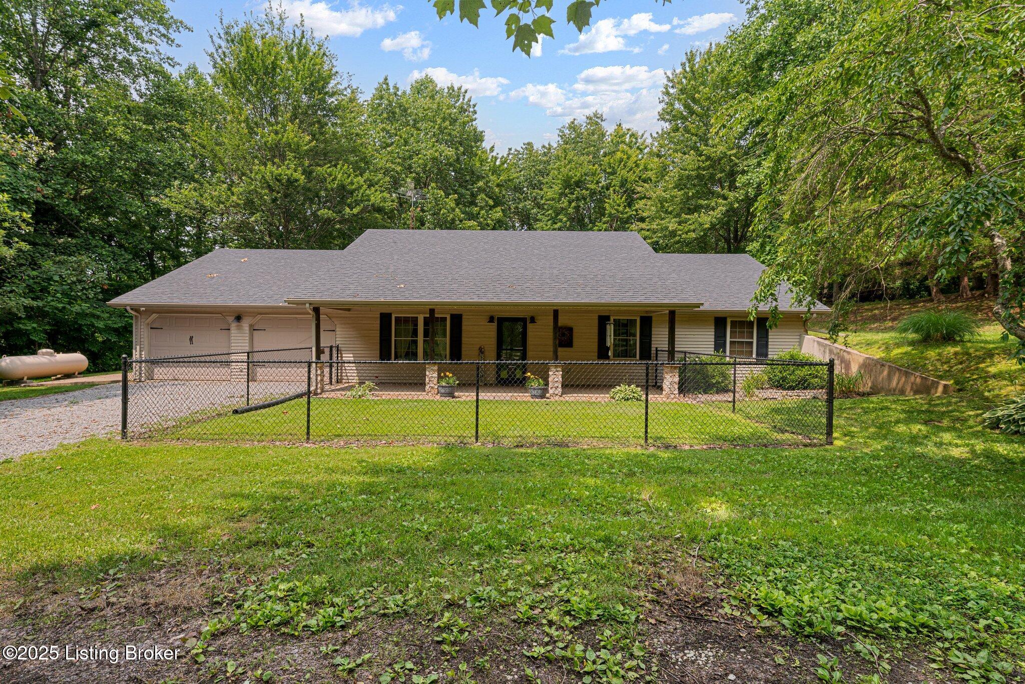 606 Lone Oak Road Clarkson, KY 42726 - Photo 2 of 26 1-web-or-mls-DSC03035