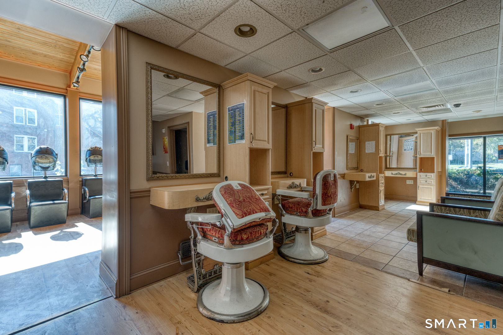 2404 Main Street Hartford, CT 06120 - Photo 15 of 37 a room with furniture and wooden floor
