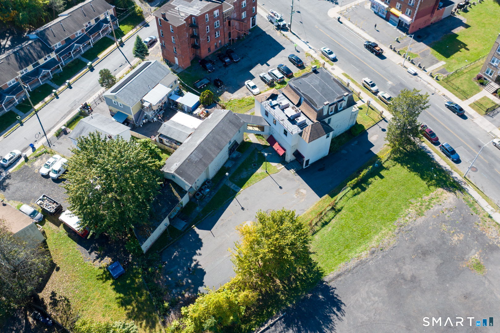 2404 Main Street Hartford, CT 06120 - Photo 5 of 37 an aerial view of a house