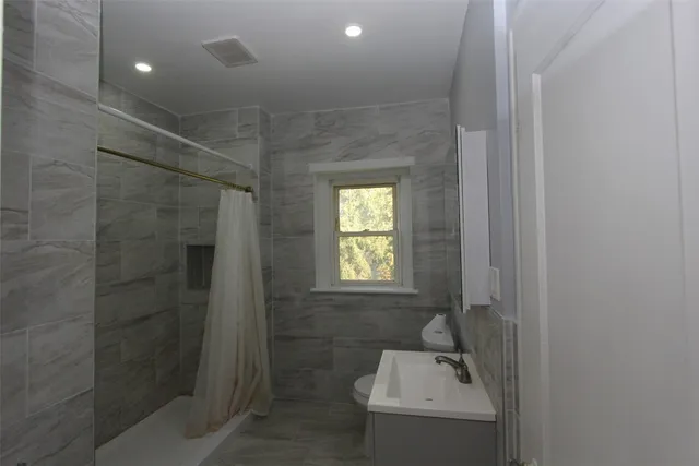 $1,600 | 12 George Street, Binghamton, NY 13904