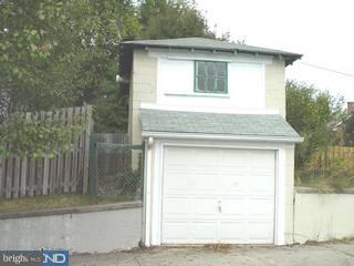 38 Ridge Avenue Phoenixville, PA 19460 - Photo 3 of 6 Gallery Image 3