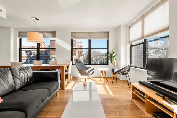 $3,600 | 4301 Park Avenue, Unit 4A, Union City, NJ 07087