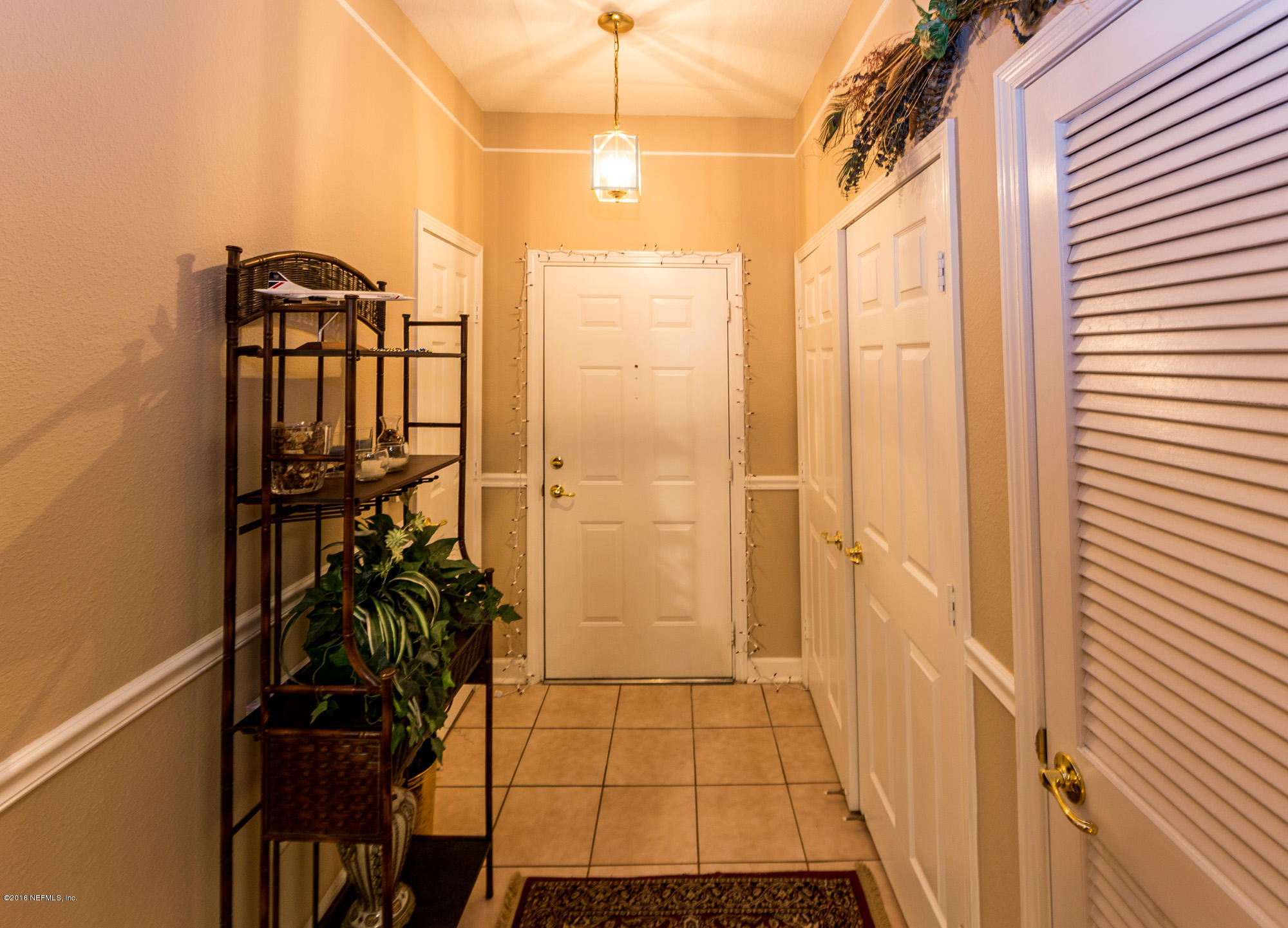 10550 Baymeadows Road, Unit 901 Jacksonville, FL 32256 - Photo 5 of 23 Foyer