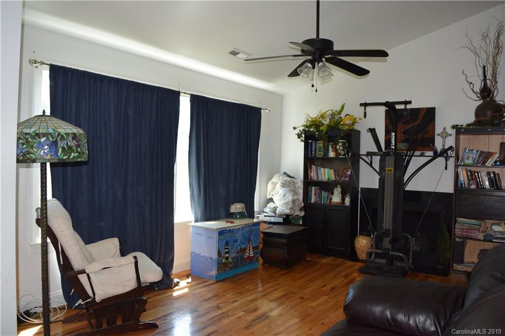 141 Powell Road Morganton, NC 28655 - Photo 2 of 4 Gallery Image 2