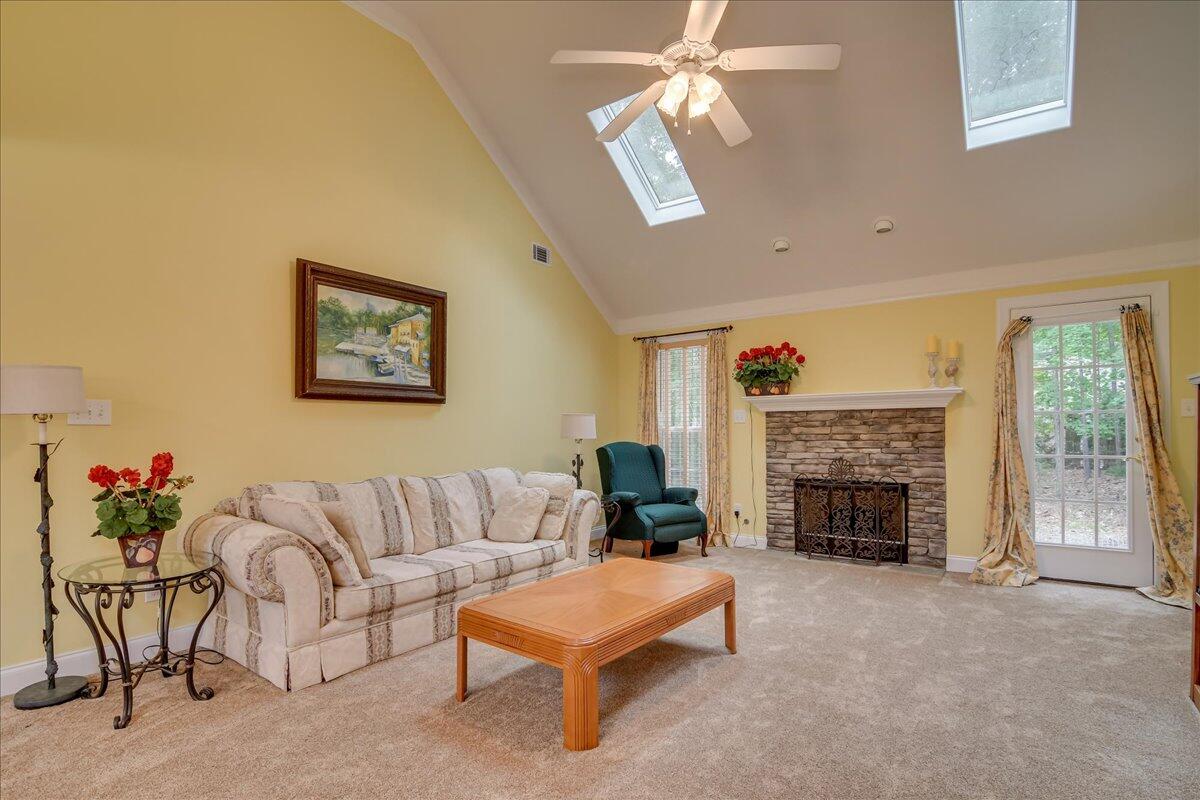313 Crown Point McCormick, SC 29835 - Photo 9 of 31 11-111