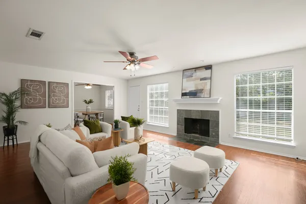 $475,000 | 11709 Sterlinghill Drive, Austin, TX 78758