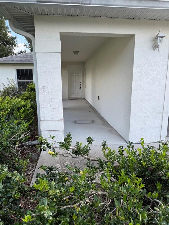 32 Raeland Lane Palm Coast, FL 32164 - Photo 2 of 21 Gallery Image 2