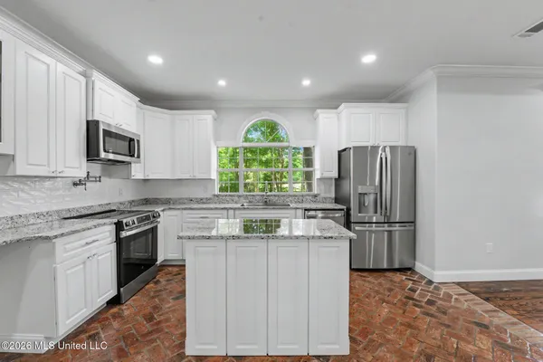 $539,000 | 103 Gristmill Road, Lucedale, MS 39452