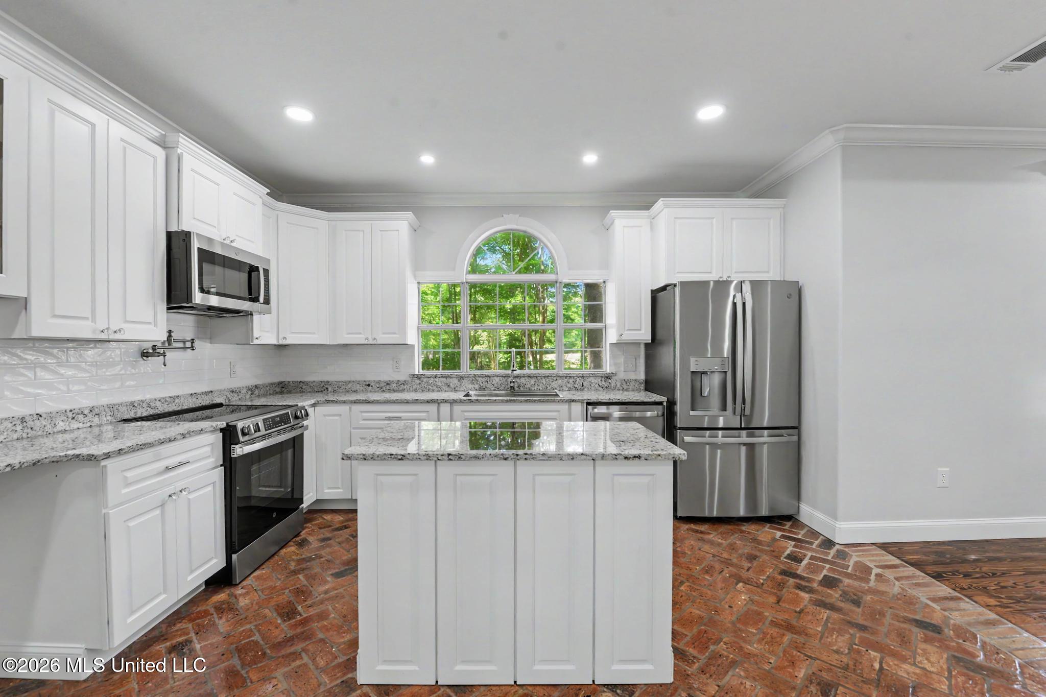 103 Gristmill Road Lucedale, MS 39452 - Photo 10 of 49 010