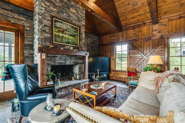 $5,750,000 | 18325 Horton Highway, Fall Branch, TN 37656