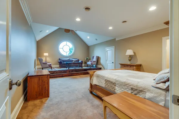 $5,750,000 | 18325 Horton Highway, Fall Branch, TN 37656