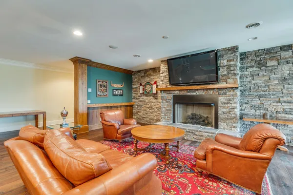 $5,750,000 | 18325 Horton Highway, Fall Branch, TN 37656
