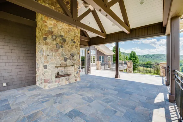 $5,750,000 | 18325 Horton Highway, Fall Branch, TN 37656
