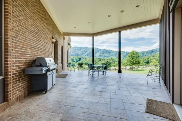 $5,750,000 | 18325 Horton Highway, Fall Branch, TN 37656