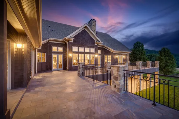 $5,750,000 | 18325 Horton Highway, Fall Branch, TN 37656