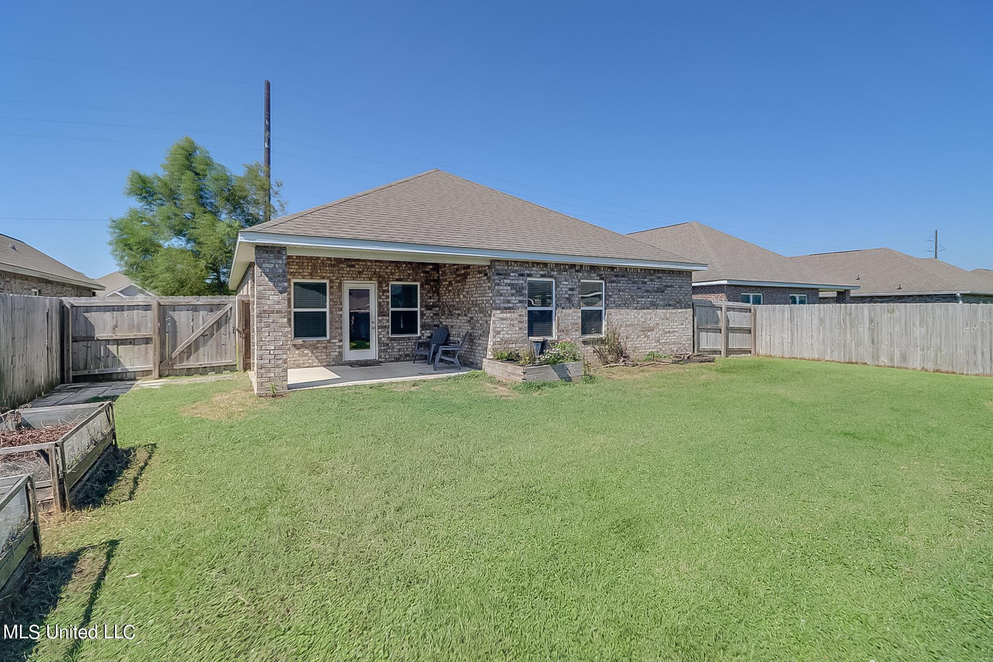 10192 Hutter Road Gulfport, MS 39503 - Photo 24 of 28 IMG_3035