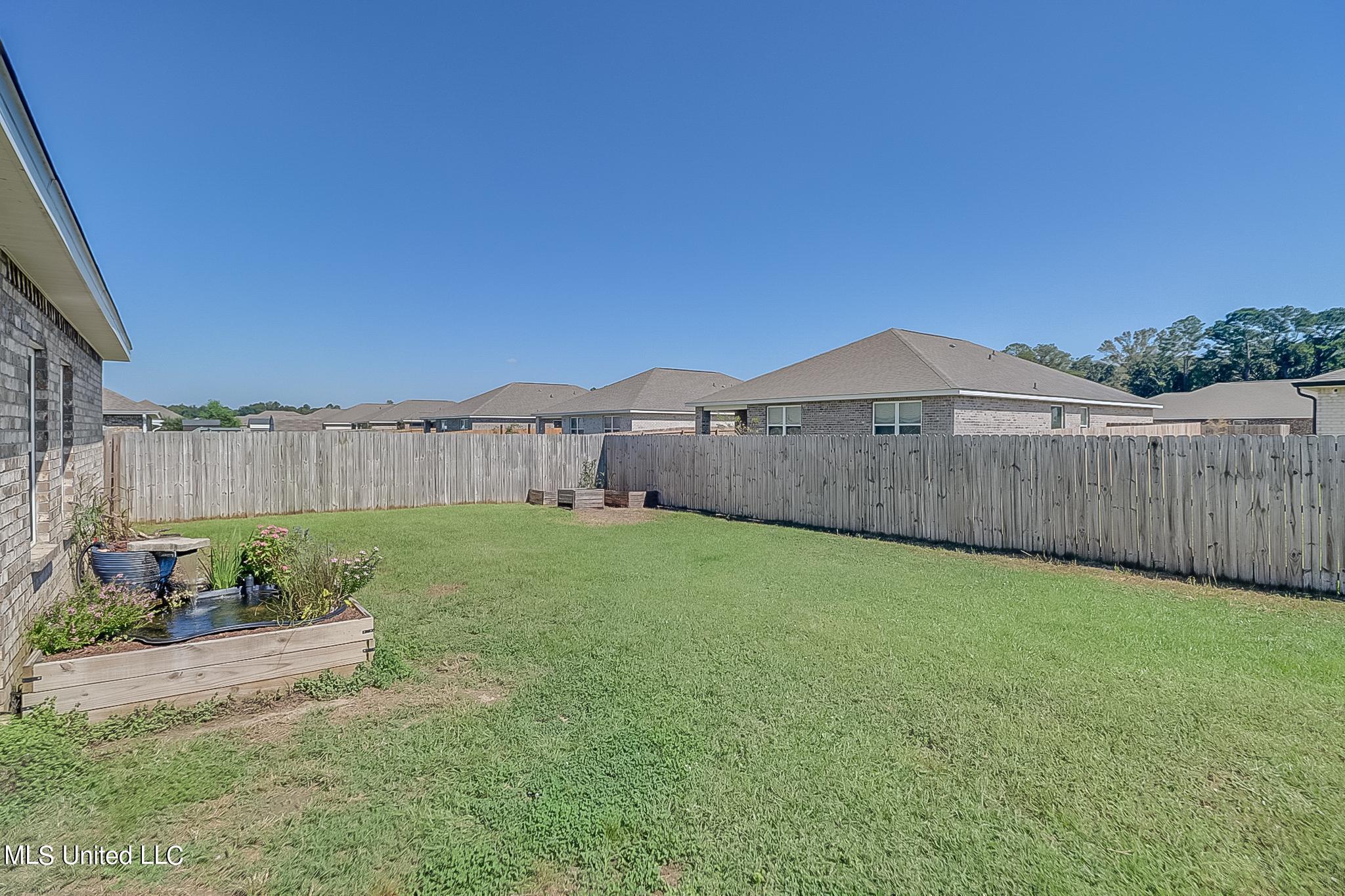 10192 Hutter Road Gulfport, MS 39503 - Photo 25 of 28 IMG_3038