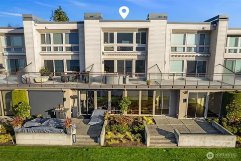 $2,995,000 | 6363 Lake Washington Boulevard Northeast, Unit 203, Kirkland, WA 98033