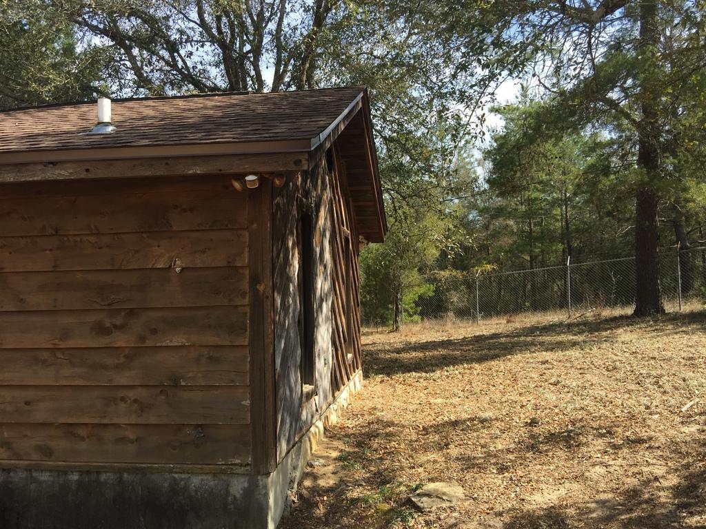 3246 Colonel Greg Malloy Road Crestview, FL 32539 - Photo 6 of 25 IMG_3868.JPG