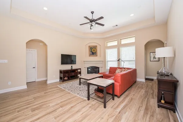 $750,000 | 107 North Bacopa Drive, Spring, TX 77389