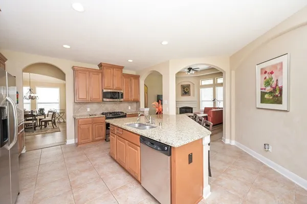 $750,000 | 107 North Bacopa Drive, Spring, TX 77389