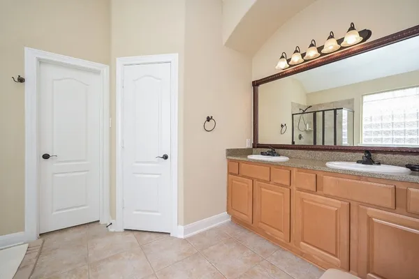 $750,000 | 107 North Bacopa Drive, Spring, TX 77389
