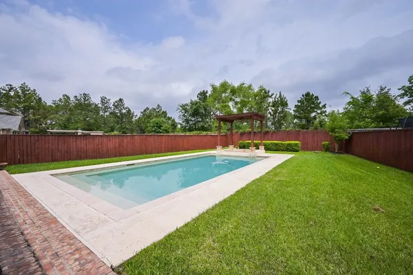 $750,000 | 107 North Bacopa Drive, Spring, TX 77389