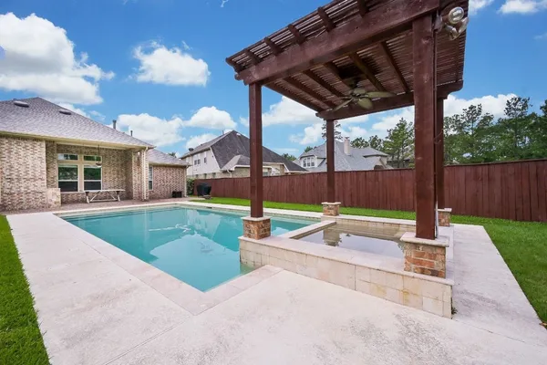 $750,000 | 107 North Bacopa Drive, Spring, TX 77389
