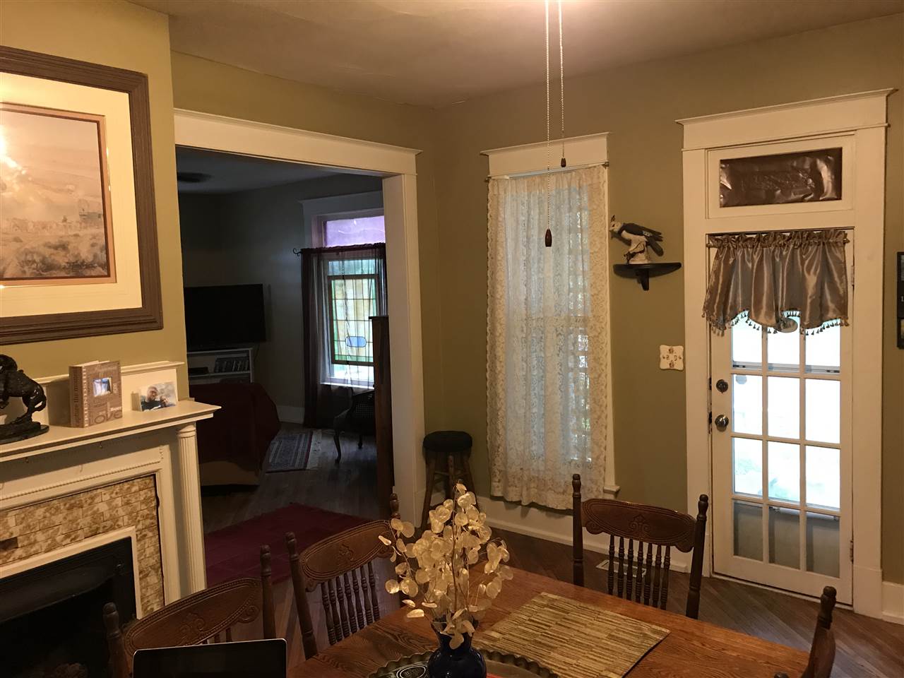 826 Jefferson Street Rochester, IN 46975 - Photo 4 of 25