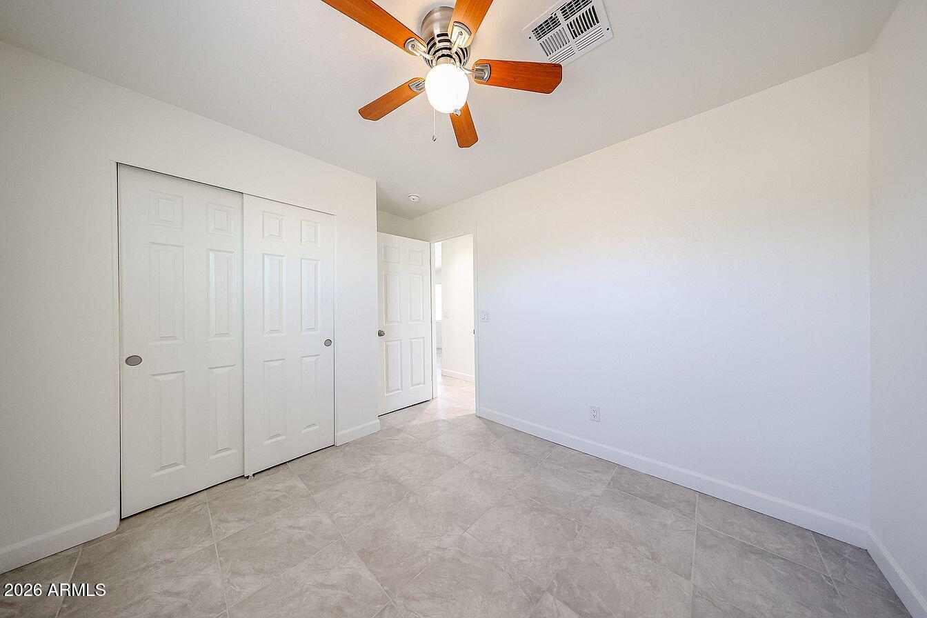 2810 East Roeser Road Phoenix, AZ 85040 - Photo 5 of 18 8
