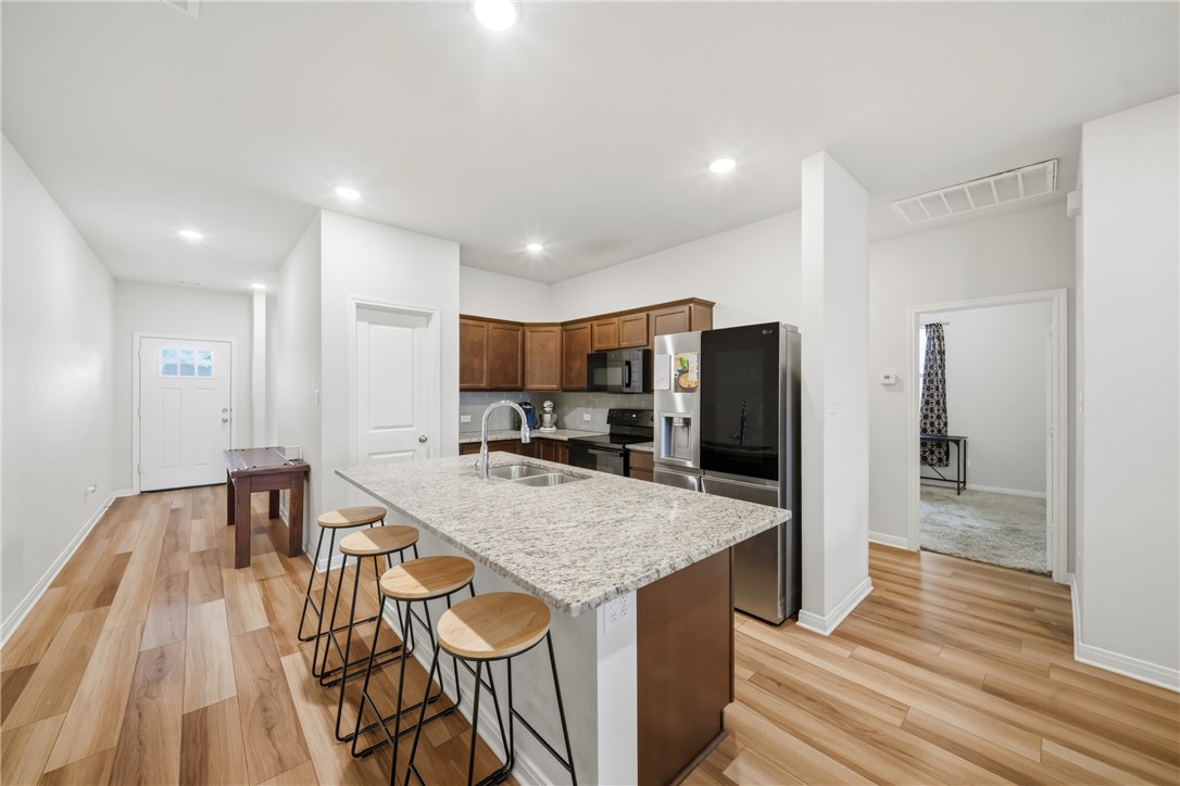 3011 Stevens Drive Bryan, TX 77803 - Photo 5 of 22 Kitchen