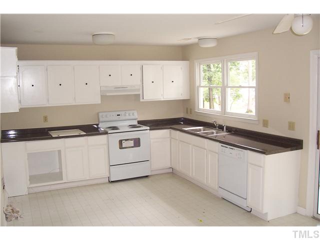 3945 Haithcock Road Raleigh, NC 27604 - Photo 4 of 11